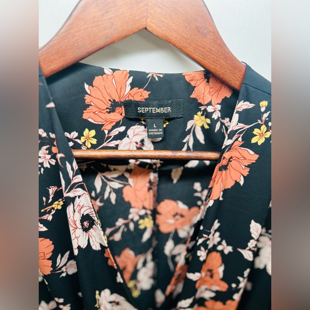 September the shop Vibrant Floral Faux Wrap Dress Lrg Asymmetrical Button Up - Picture 3 of 11